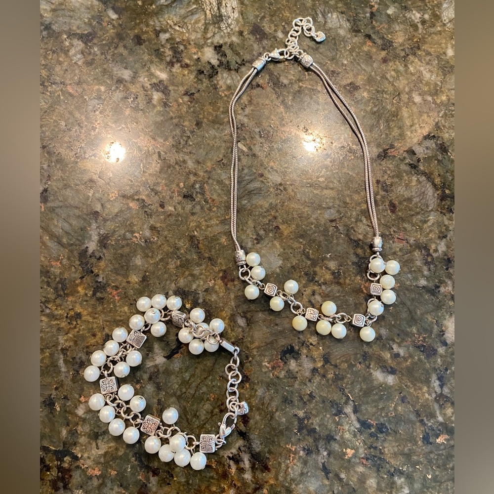 Brighton jewelry set with pearls